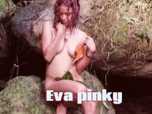 Eva_pinky