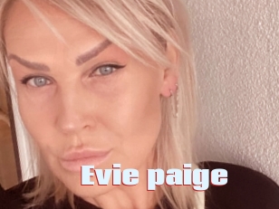 Evie_paige