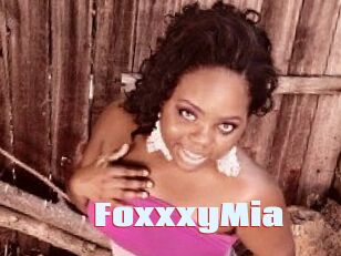 FoxxxyMia