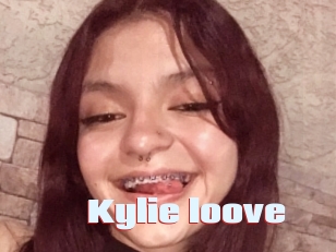 Kylie_loove