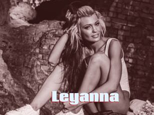 Leyanna Anal Open