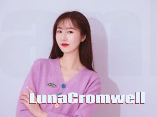 LunaCromwell