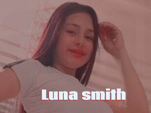 Luna_smith