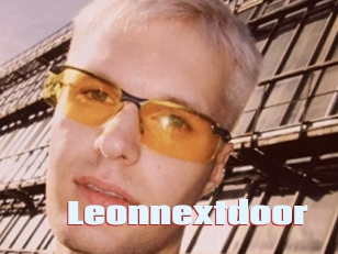 Leonnextdoor