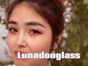Lunadouglass