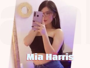 Mia_Harris