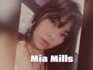 Mia_Mills