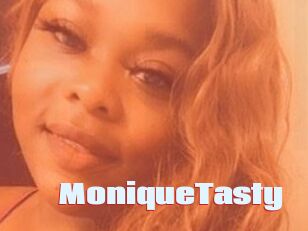 MoniqueTasty