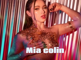 Mia_colin