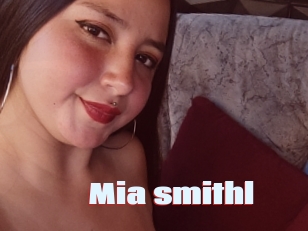 Mia_smithl