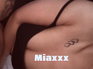 Miaxxx