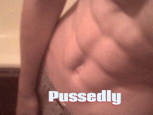 Pussedly