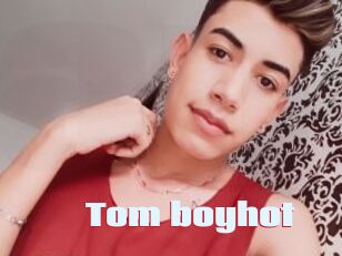 Tom_boyhot