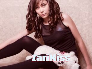 ZariKiss