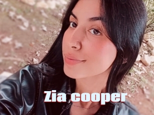 Zia_cooper